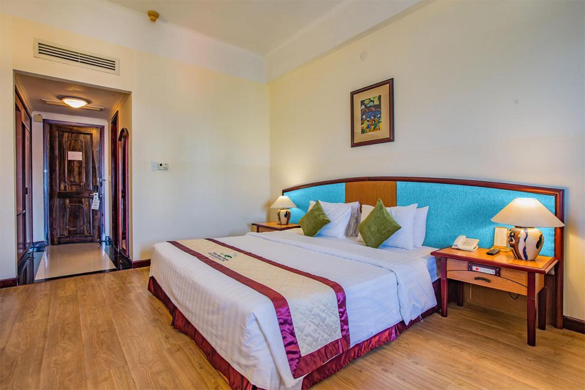 Phòng Deluxe Giường Đôi/2 Giường Đơn Nhìn Ra Biển