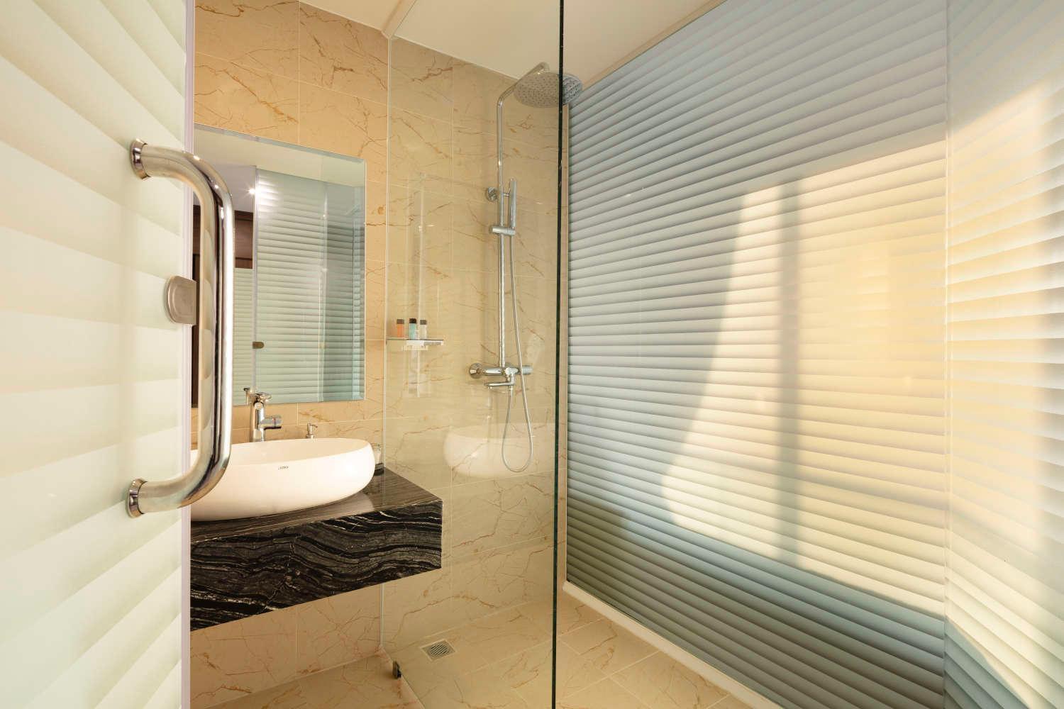 Phòng Premier Deluxe Giường Đôi Nhìn Ra Thành Phố
