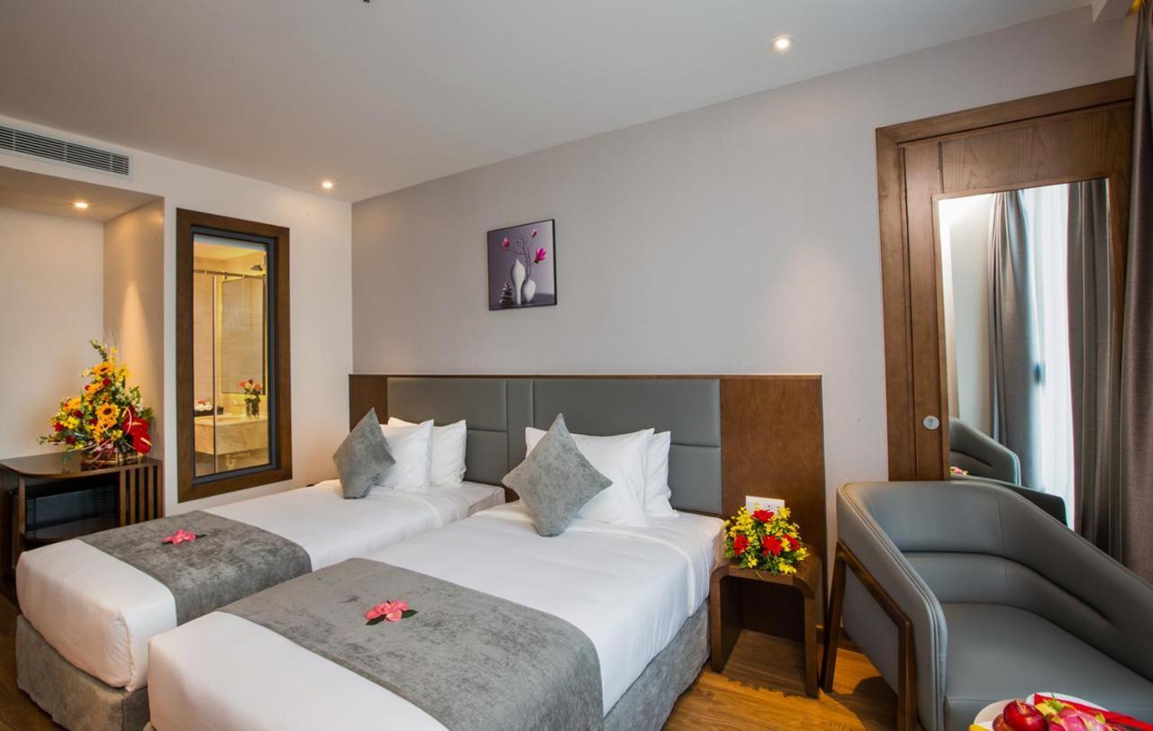 Deluxe Double or Twin Room Sea View,1029680545:JPEG