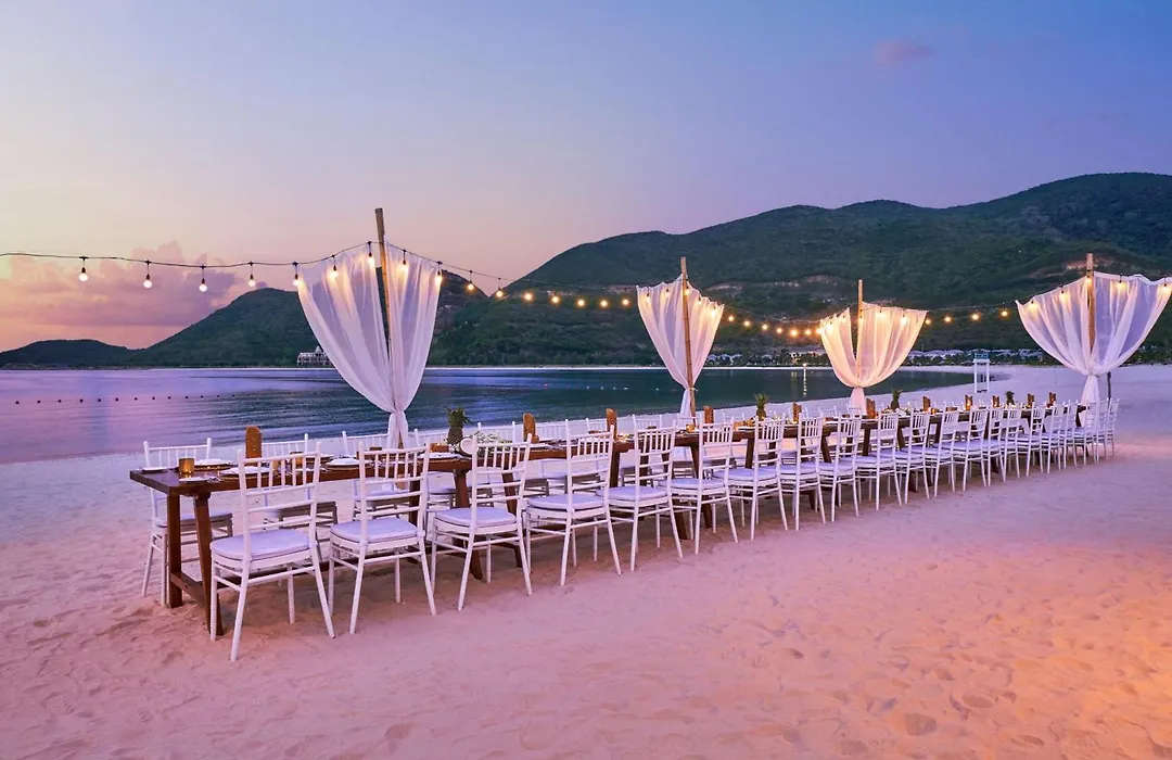 Nha Trang Marriott Resort & Spa, Hon Tre Island-1