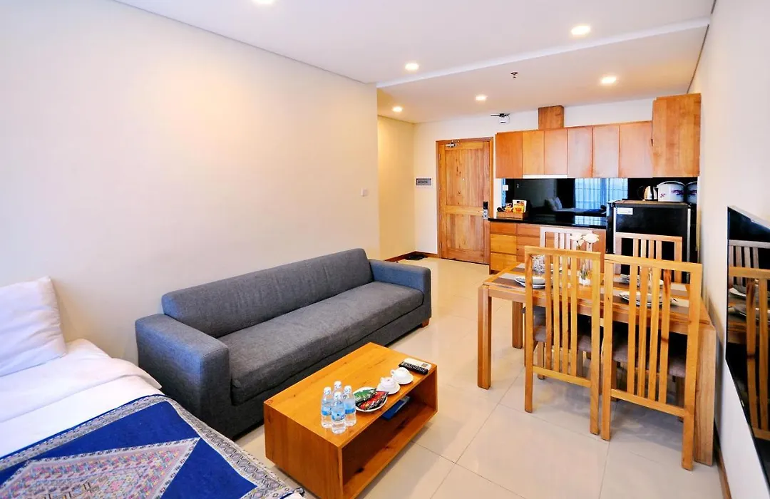 Holi Beach Hotel & Apartments-1