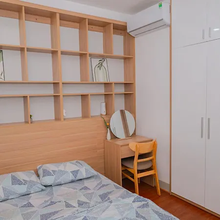 Napoleon Seaview Apartments Weekly & Monthly Deals-2