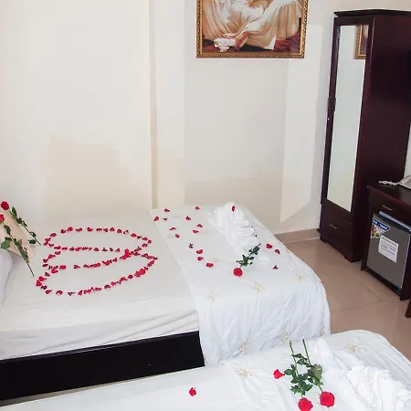 Queen 7 Hotel-2
