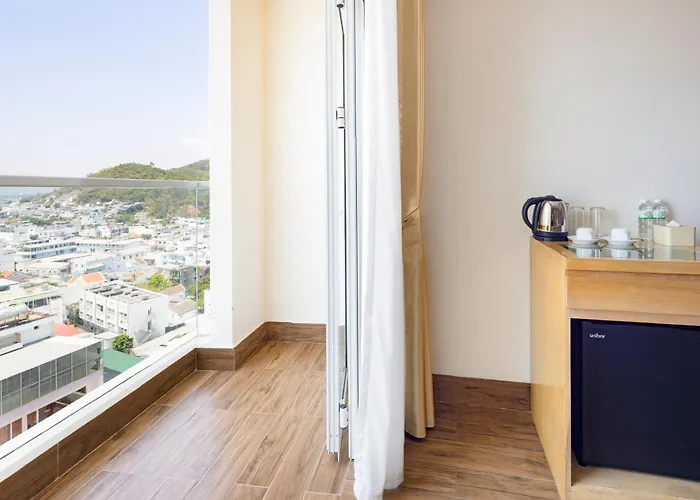 Monica Hotel Nha Trang