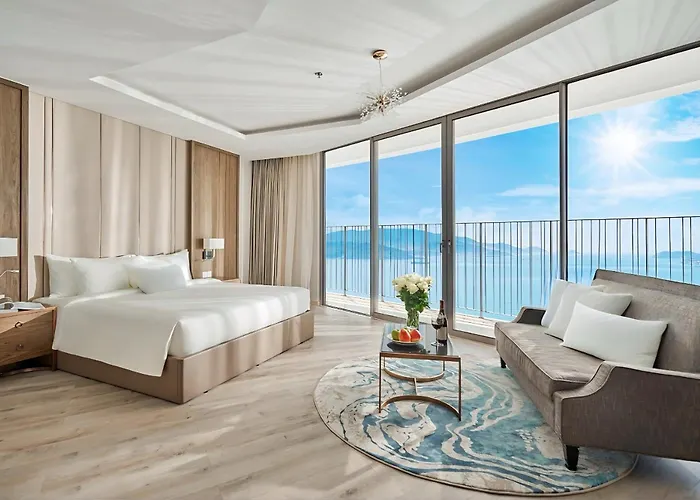 Panorama Beachfront Nha Trang By Lyn Condotel