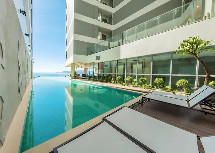 Panorama Beachfront Nha Trang By Lyn Condotel