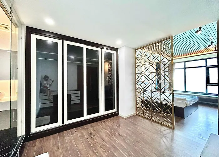 Seahome Beachfront Apartment - Mường Thanh Viễn Triều