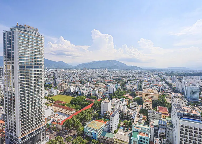 Seasky View Suites - Gold Coast Tower, Nha Trang Beach & Lotte Mall, Việt Nam