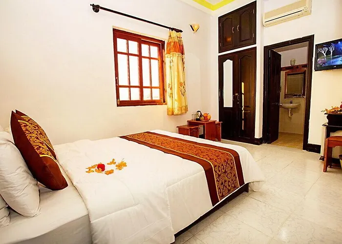 Golden Tulip