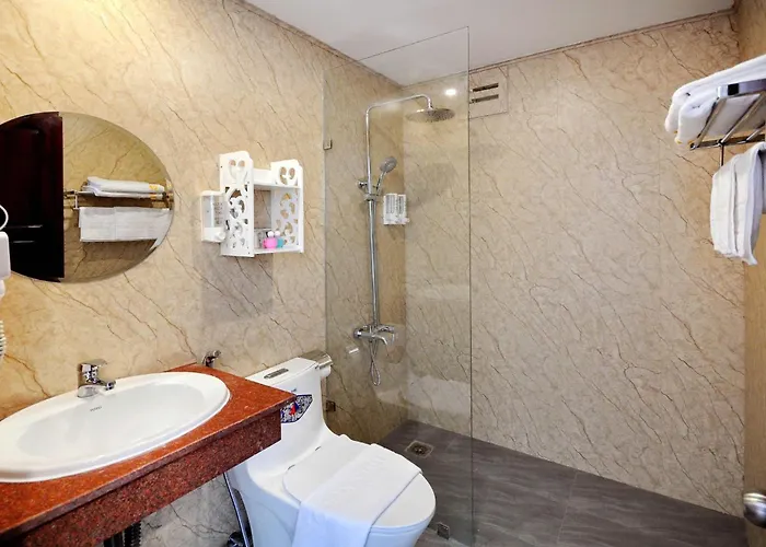 Golden Lotus Hotel Nha Trang, Việt Nam