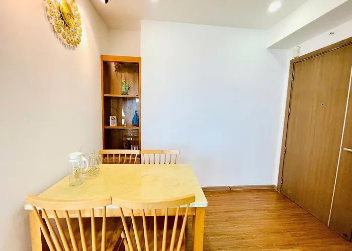 Chill & Sea Apartment - Beachfront Hon Chong Nha Trang, Việt Nam