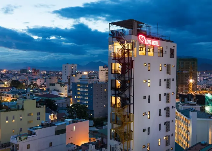 Love Hotel