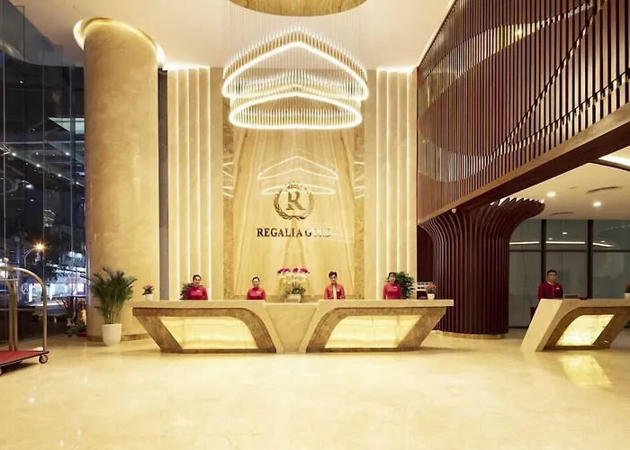Khách Sạn Regalia Gold